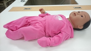 產兒科護理技能教室_電子式模擬照顧寶寶 